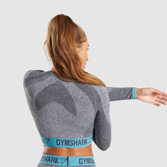 ✨NWT GYMSHARK FLEX CROP TOP✨ - Picture 2 of 5